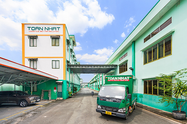 Dịch vụ cho thuê kho bãi - Toàn Nhất Logistics - Công Ty CP Toàn Nhất Logistics